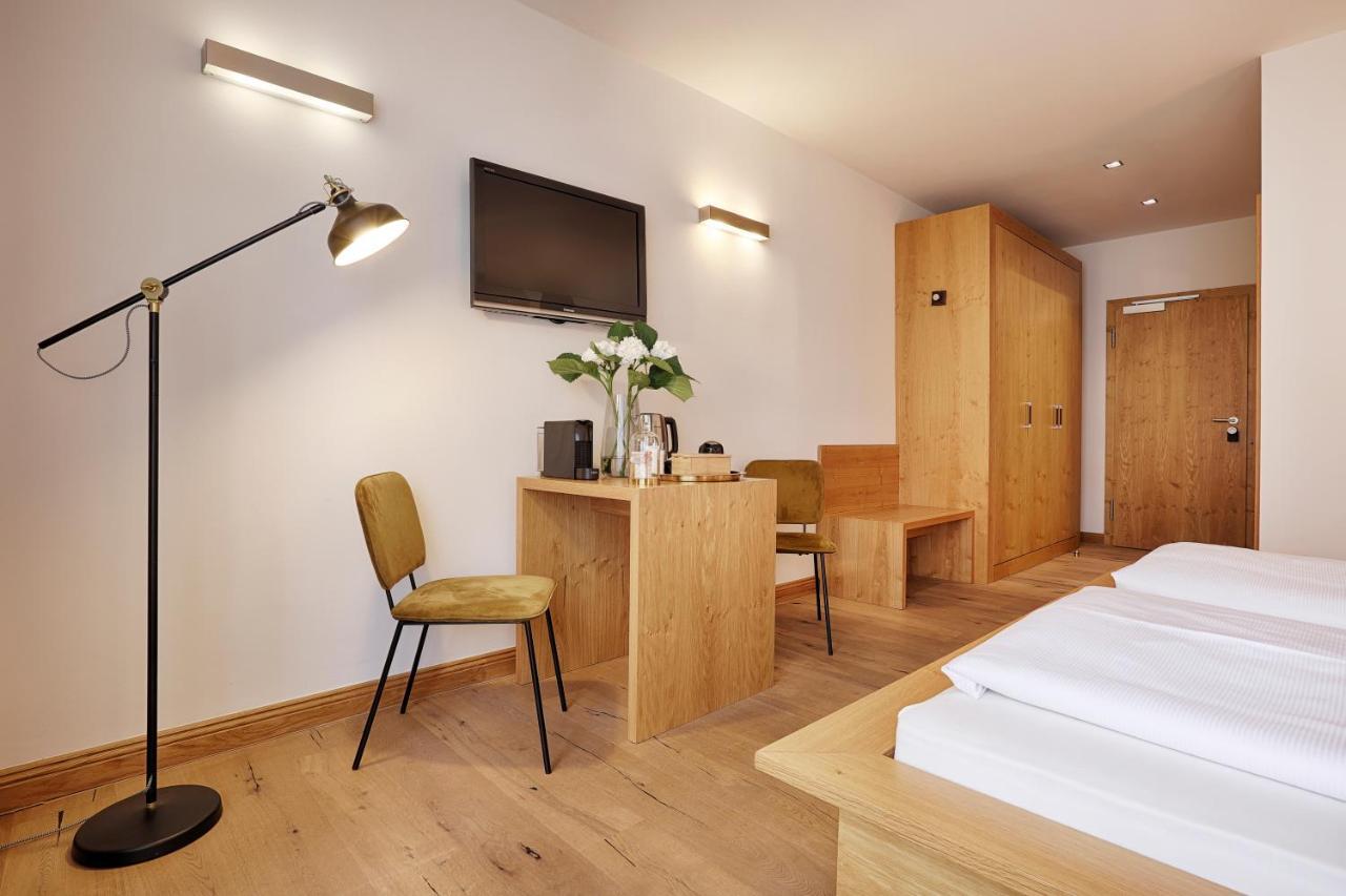 Hotel Wiener Botschaft In Veitshoechheim Buitenkant foto